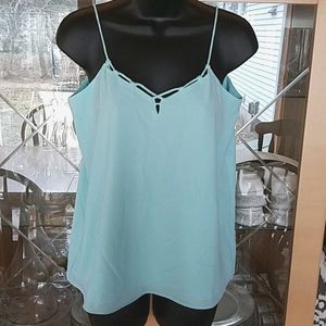 Banana Republic knot detail tank